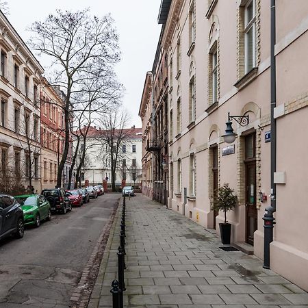 Classy Old Town Suites - By Upstairs Krakau Buitenkant foto