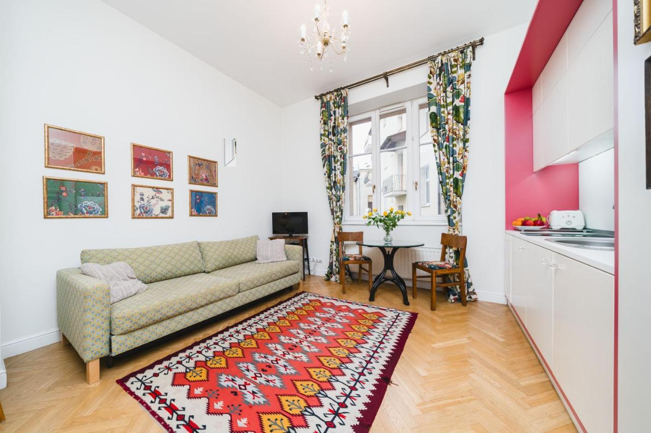 Classy Old Town Suites - By Upstairs Krakau Buitenkant foto