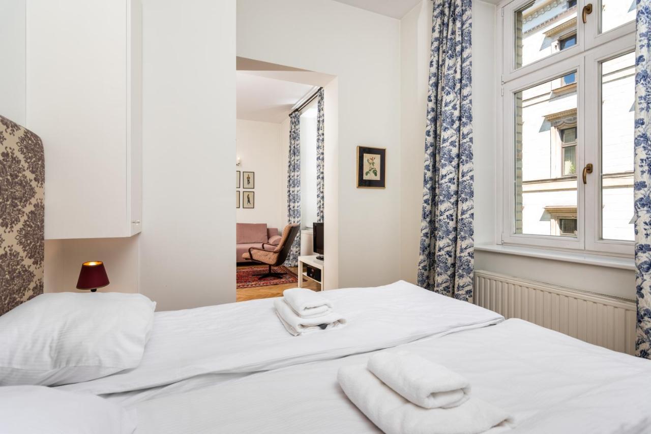 Classy Old Town Suites - By Upstairs Krakau Buitenkant foto