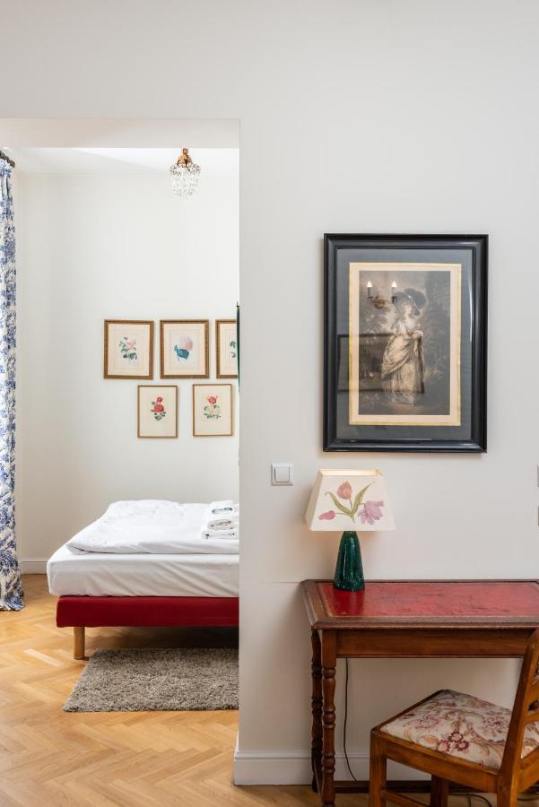 Classy Old Town Suites - By Upstairs Krakau Buitenkant foto