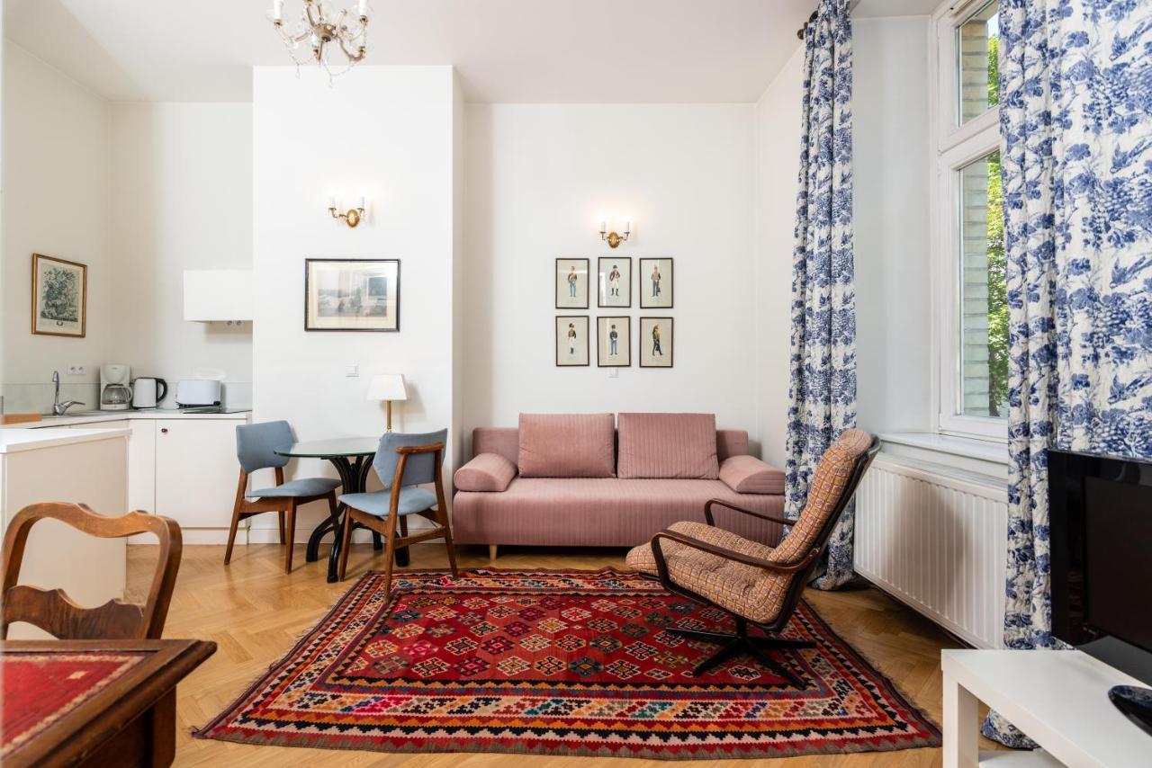 Classy Old Town Suites - By Upstairs Krakau Buitenkant foto