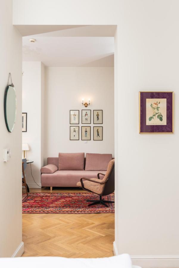 Classy Old Town Suites - By Upstairs Krakau Buitenkant foto