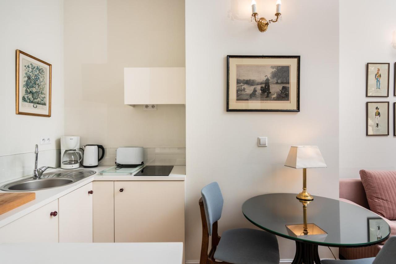 Classy Old Town Suites - By Upstairs Krakau Buitenkant foto